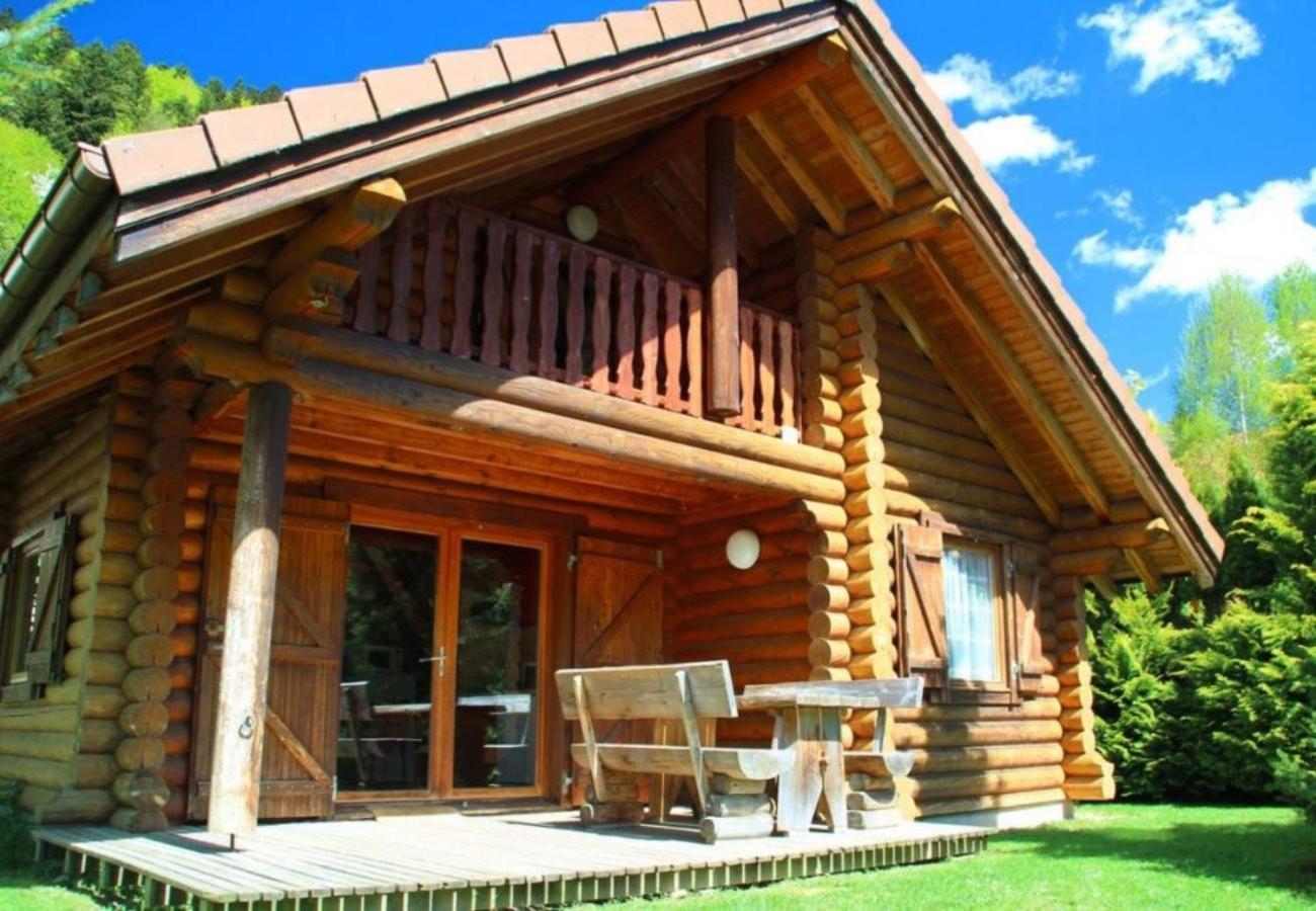 L'Ours Noir Chalet En Rondins La Bresse Exterior foto